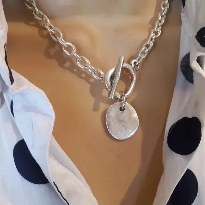 Versilberte Plattenkette